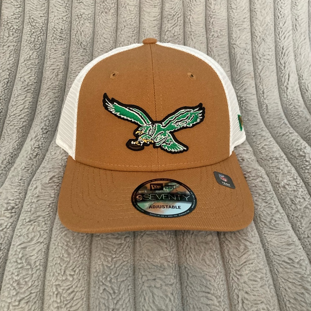 Eagles: NFL Brown and White Cap